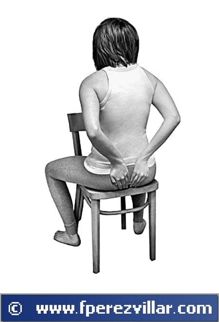 Auto - Reiki en el c�ccix.